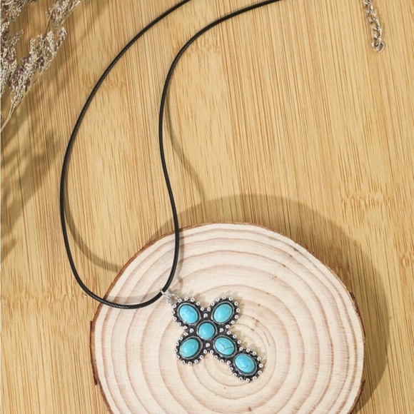 Jewelry - Turquoise decor cross necklace